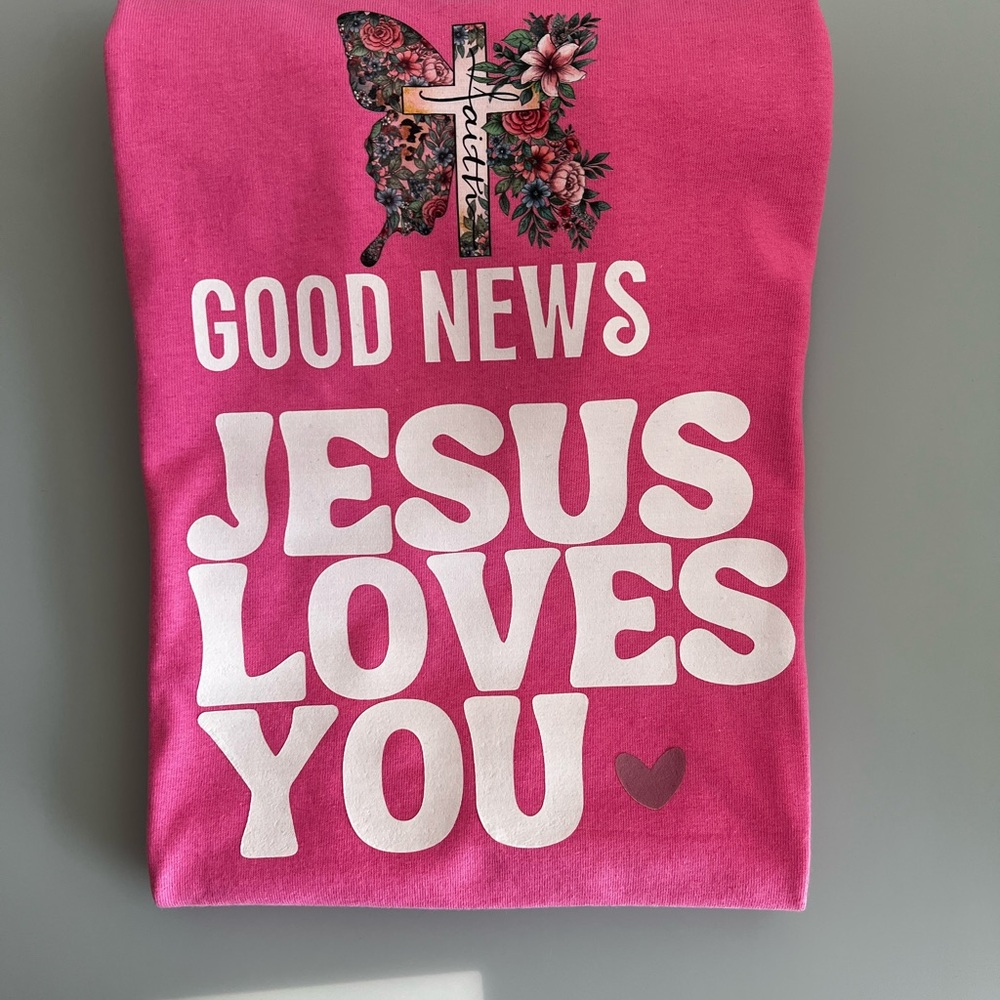 Pink Short Sleeve Tee with Good News Print